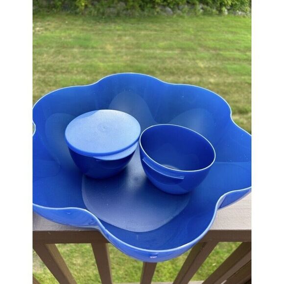 Tupperware Retro Flower Design Blue Chip 'N Dip Bowl Set 5 Piece. - Picture 4 of 13